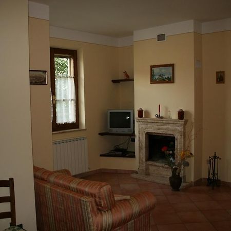 באני סן פיליפו Casa Vacanze San Francesco חדר תמונה